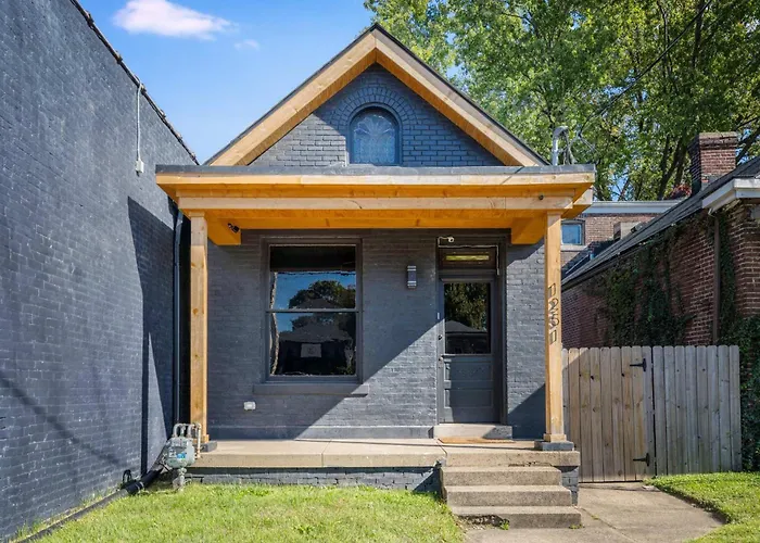 Unique Black Home In The Heart Of Shelby Park
