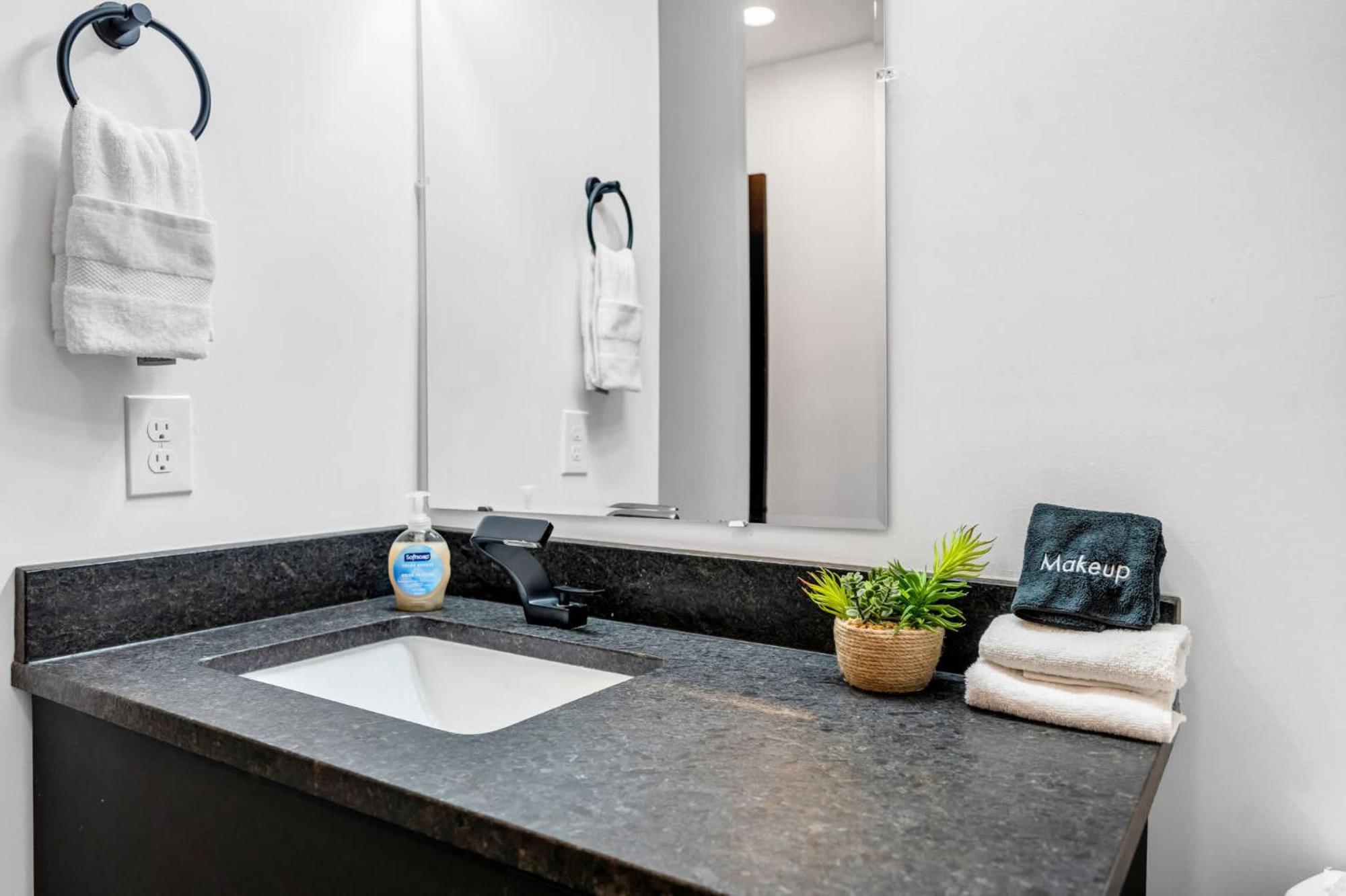 Unique Black In The Heart Of Shelby Park *