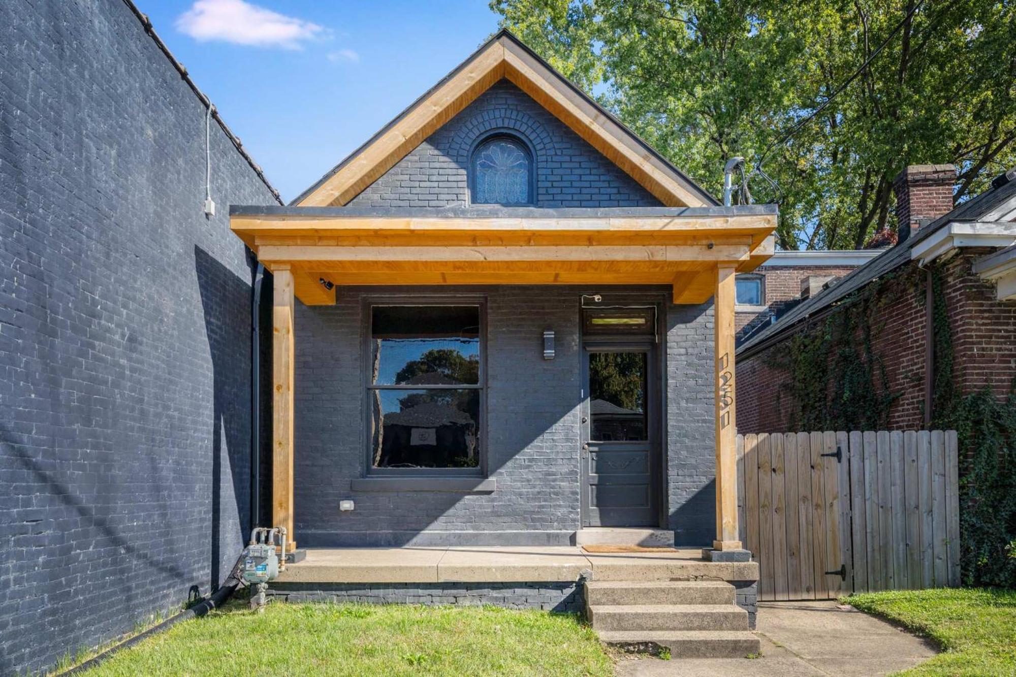 Holiday home Unique Black In The Heart Of Shelby Park *