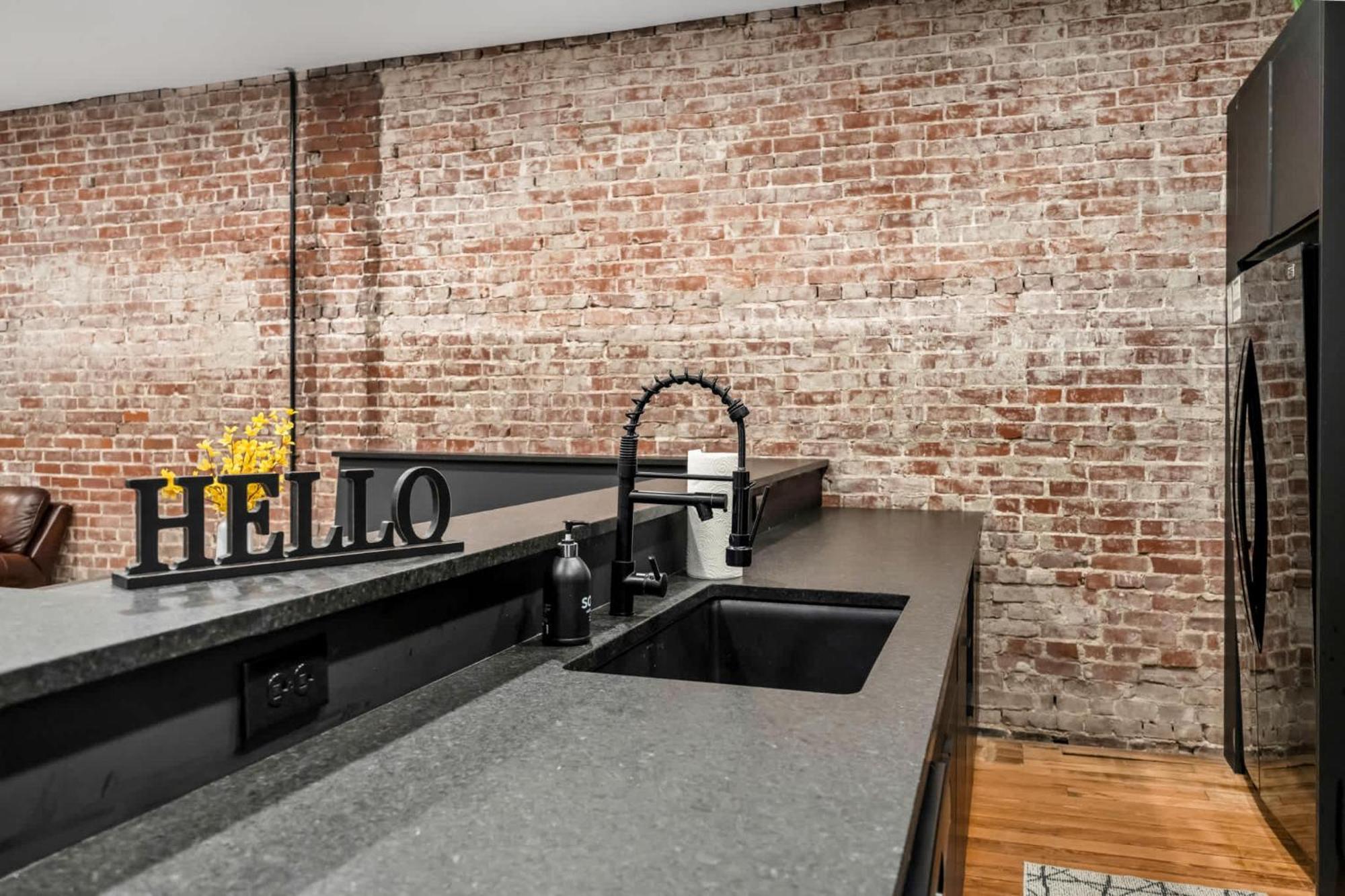 Unique Black In The Heart Of Shelby Park * Louisville